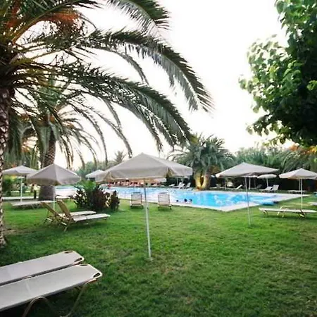 May Beach Hotel 호텔