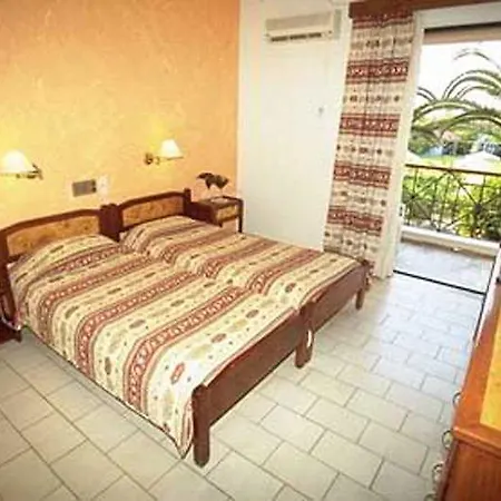 May Beach Hotel 호텔