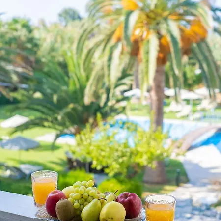 May Beach Hotel 4*