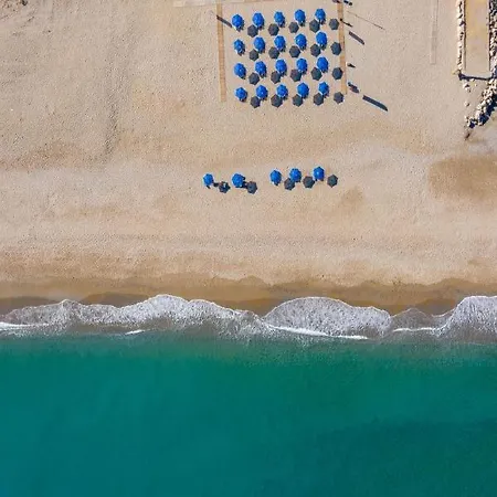 May Beach Hotel 호텔 레팀노
