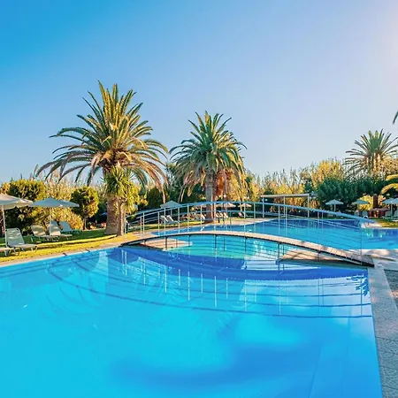 호텔 May Beach Hotel 레팀노