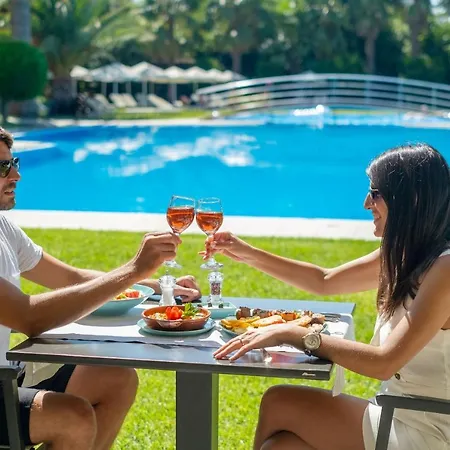 May Beach Hotel 4*