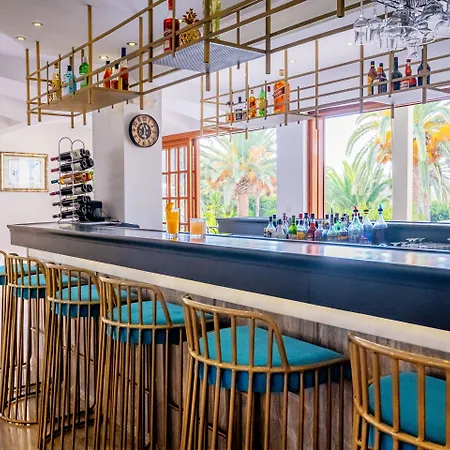 호텔 May Beach Hotel 4*