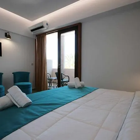 May Beach Hotel 호텔